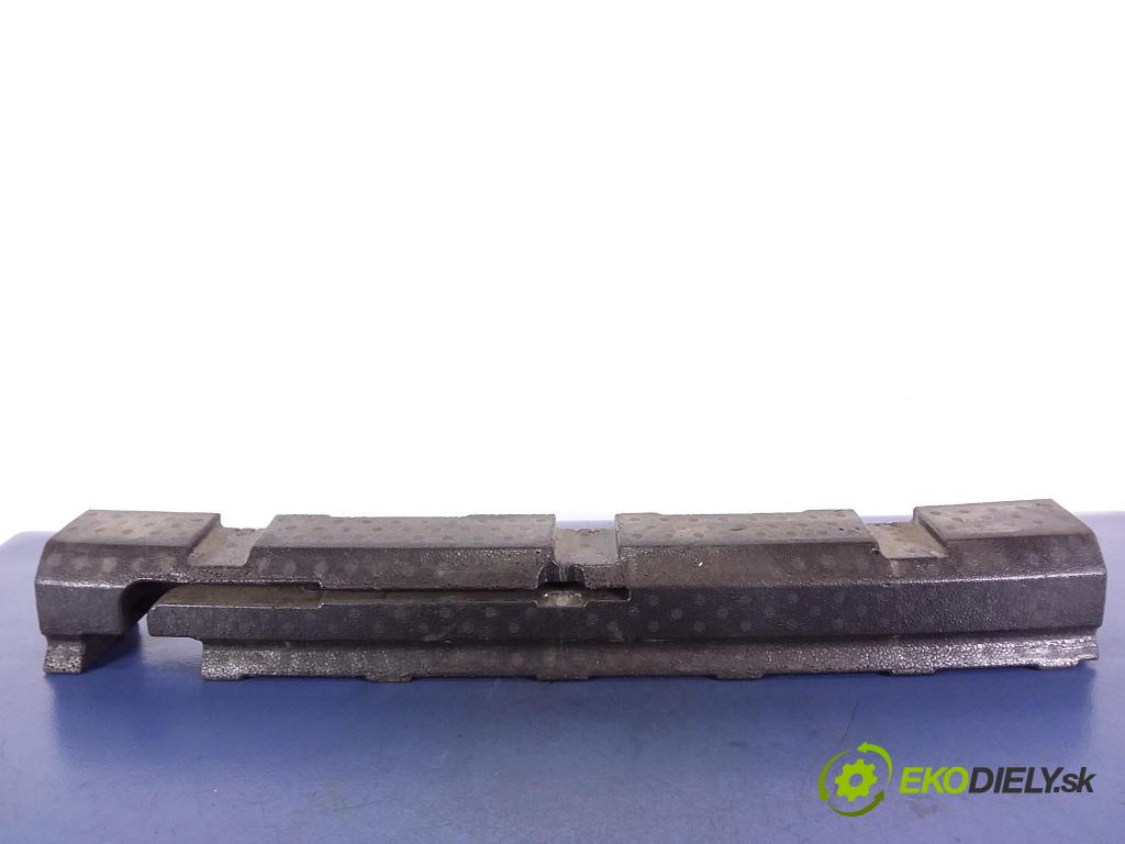Nissan Qashqai 2015 výztuha narazník před 850904EACB