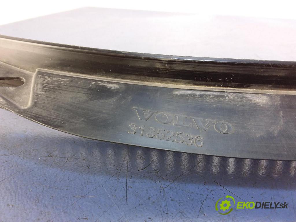 Volvo V60 2015 torpédo 31352536