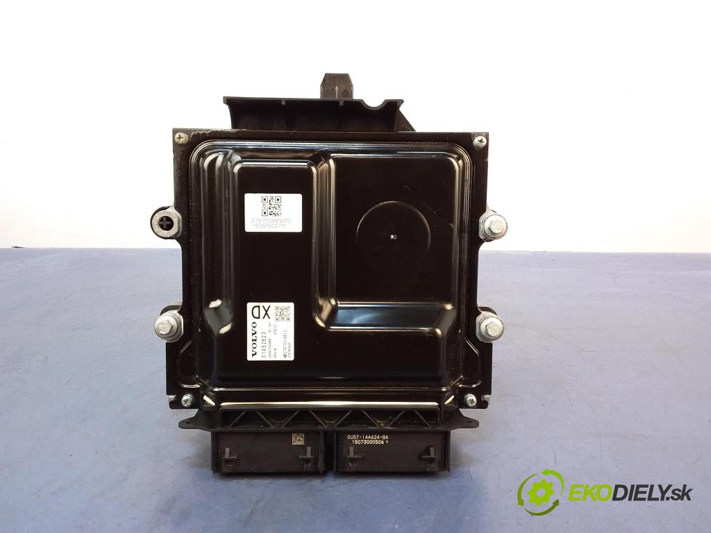Volvo V60 2015 riadiaca jednotka Motor: 31452623