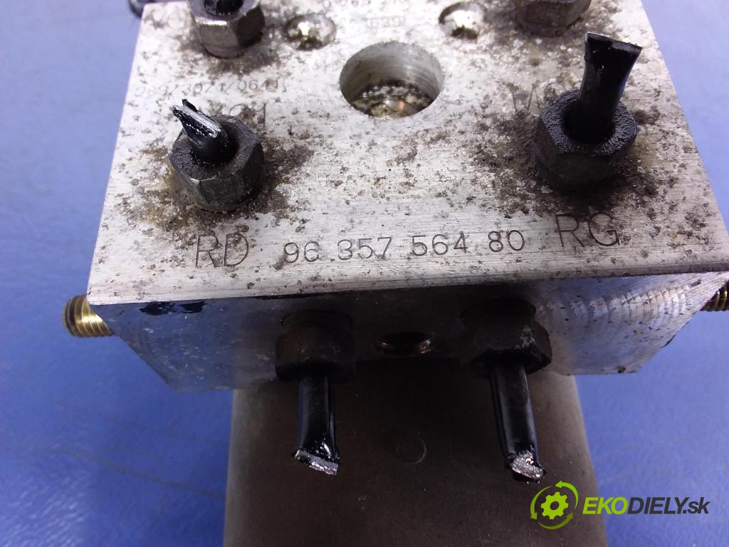 Peugeot Partner 2003 čerpadlo ABS x 9635756480