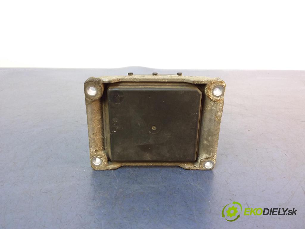 Opel Corsa 2001 riadiaca jednotka Motor: 24443795