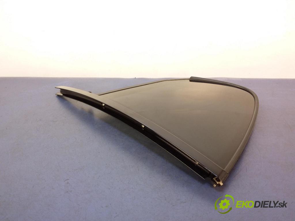 Bmw Seria 5 2017 sklo dvere zad Prava: