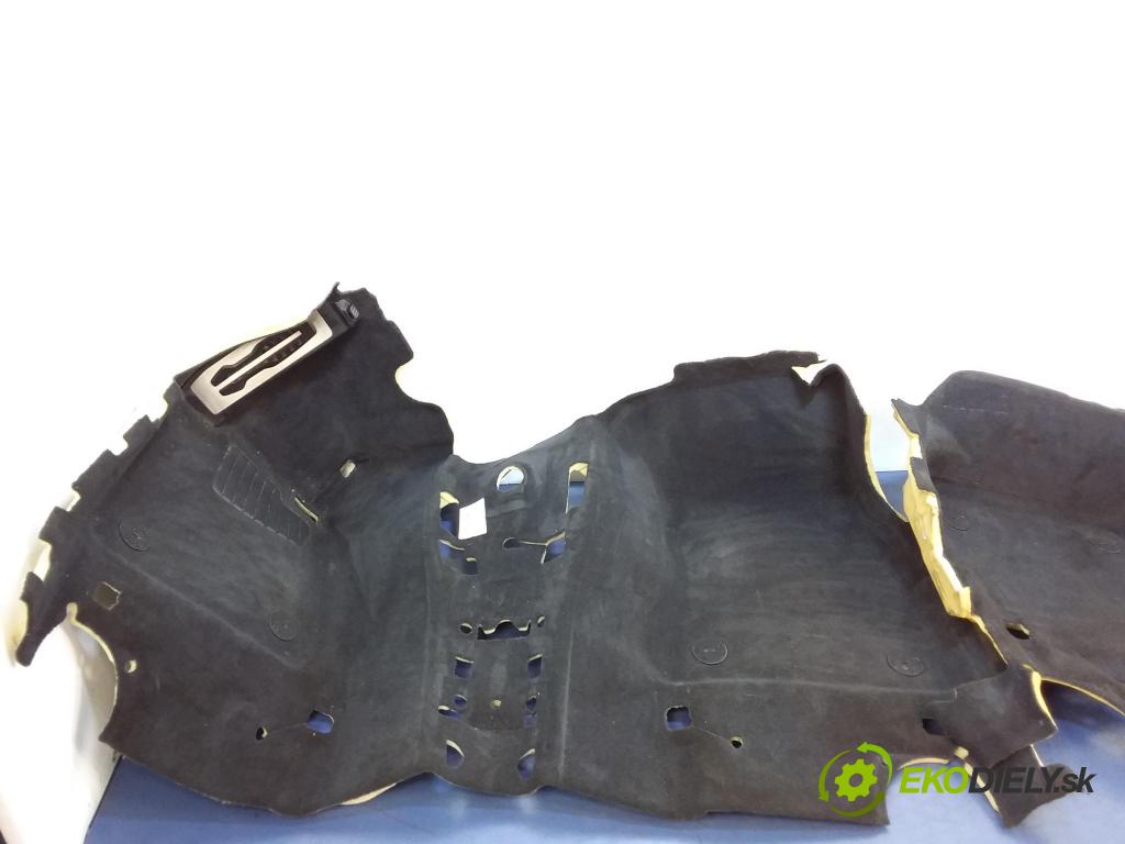 Bmw Seria 5 2017 koberec do auta 01