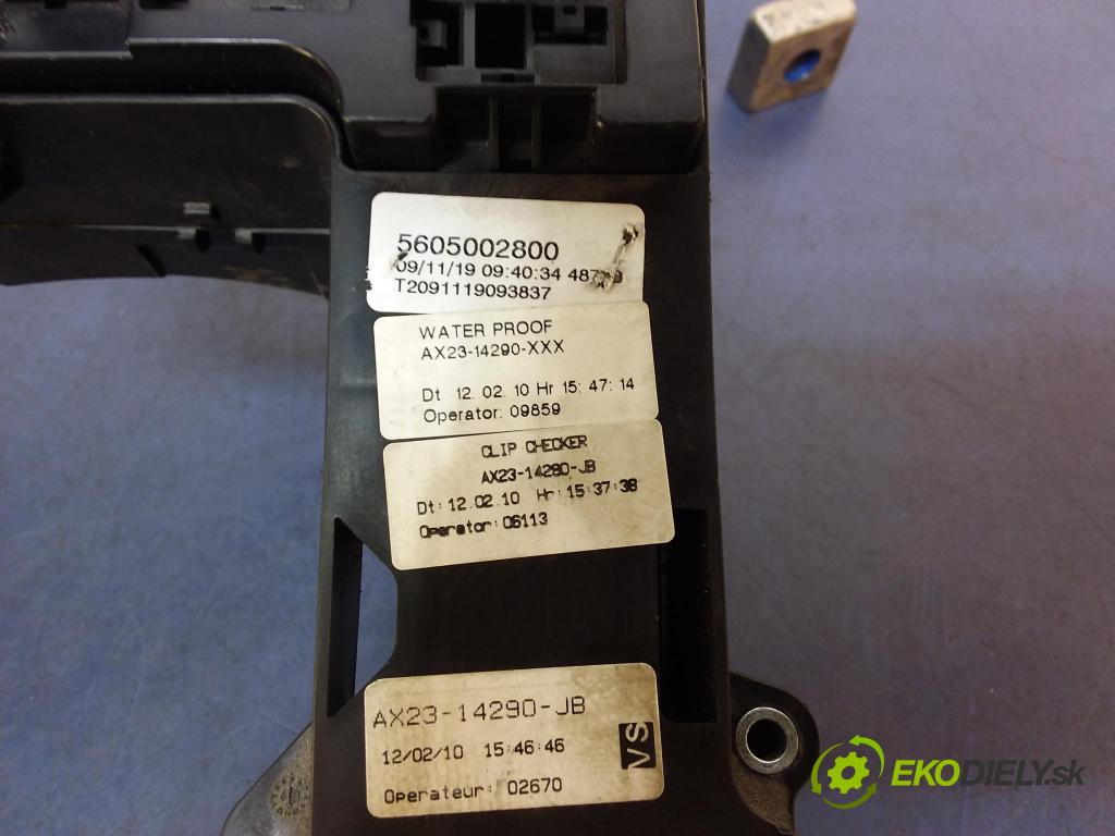 Jaguar Xf 2010 skrinka Poistky: 7154-7259-30