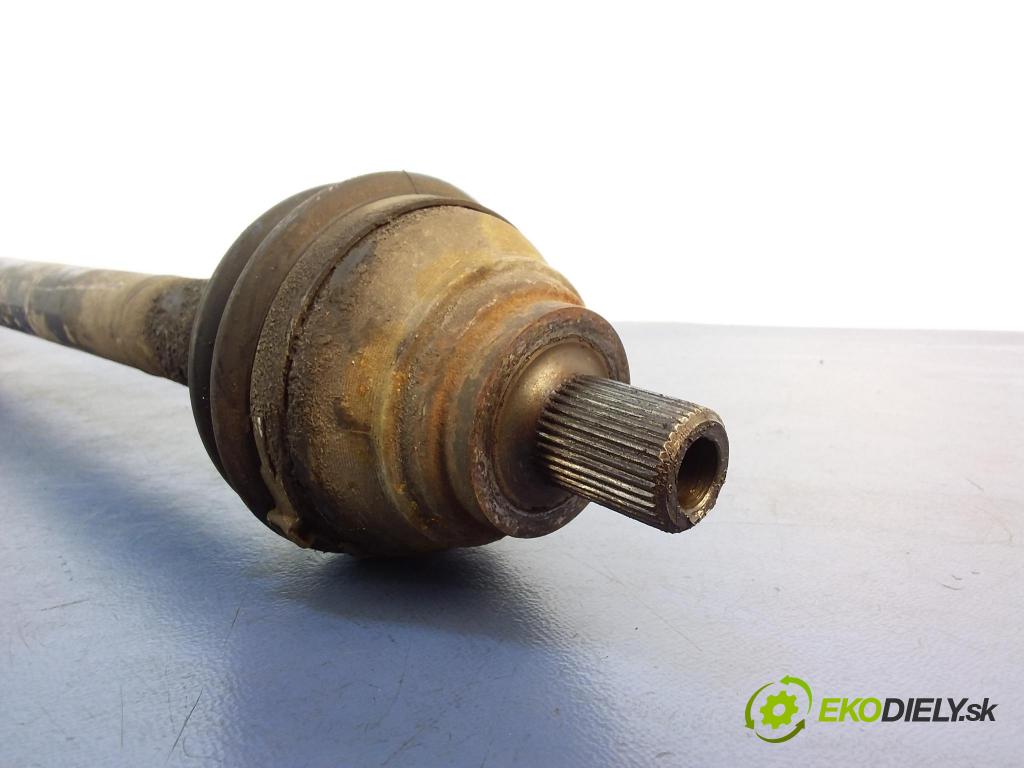 Vw Passat 2006 poloos Prava: Predné