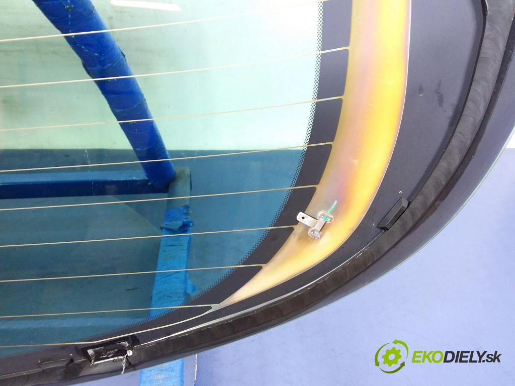 Hyundai Tucson 2017 sklo zadna 