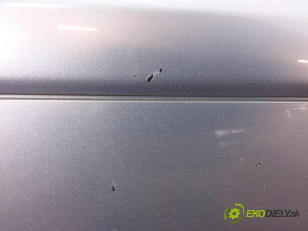 Audi A3 2004 nárazník Zad: