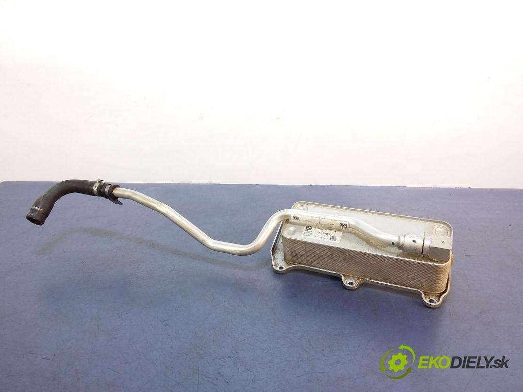 Bmw Seria 5 2017 chladič oleja 7648914