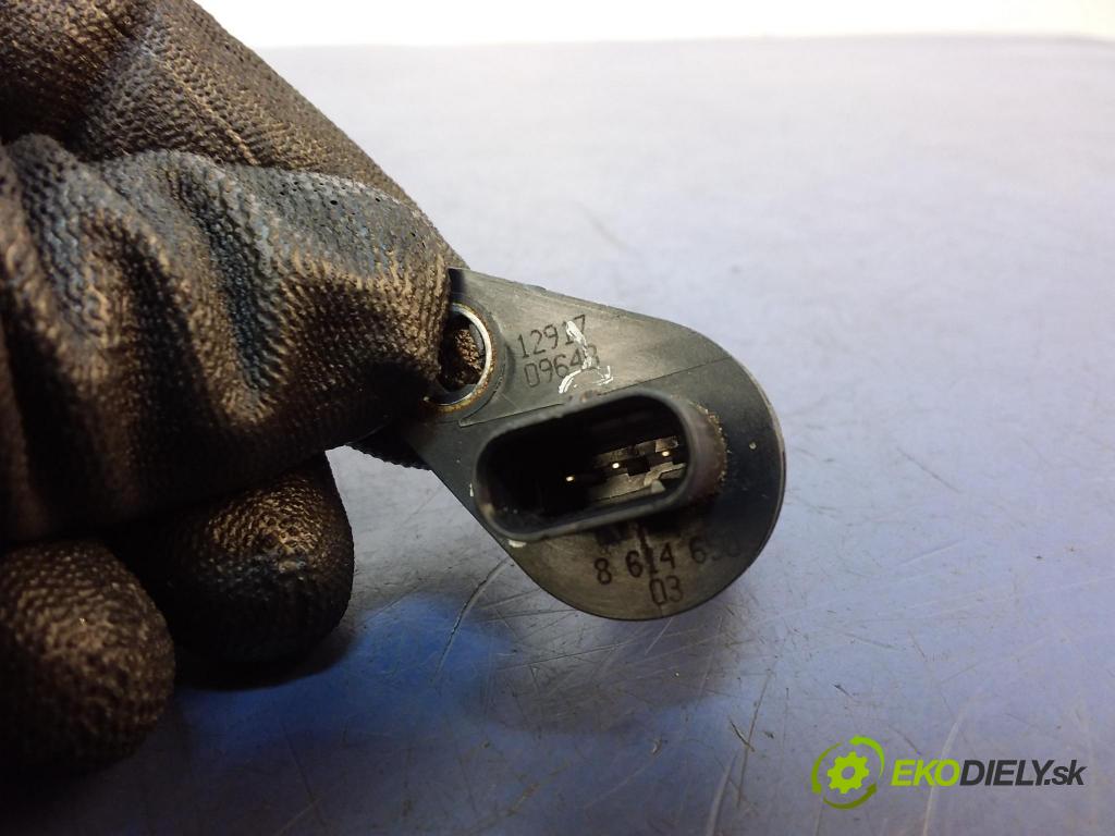 Bmw Seria 5 2017 snímač 8614650