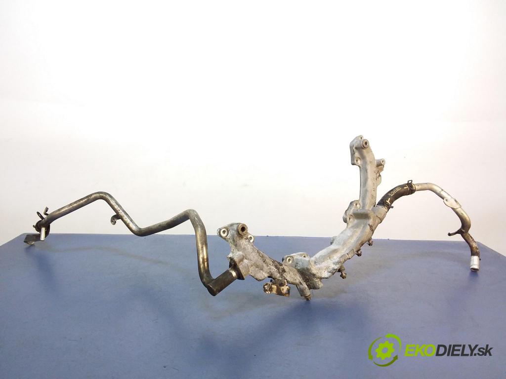 Porsche Panamera 2015 rúrka Chladič: 9481061615R