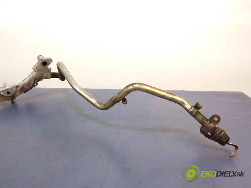 Porsche Panamera 2015 rúrka Chladič: 9481061615R