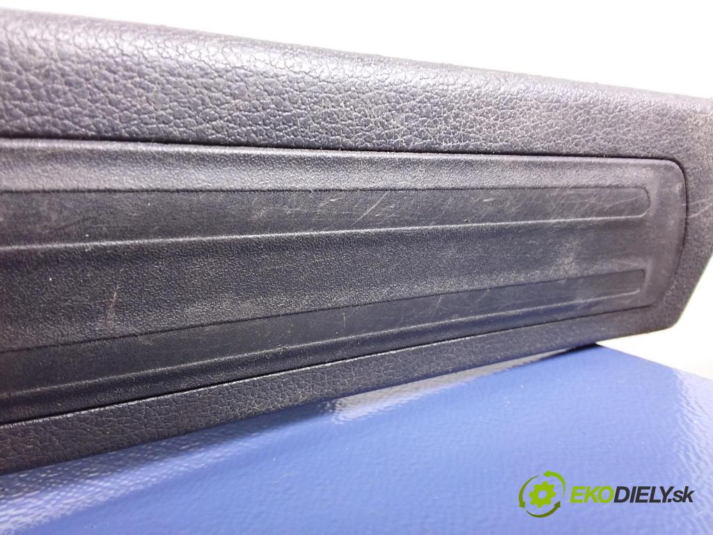 Audi Q7 2008 kryt Plast: Interiéry: 4L0867294