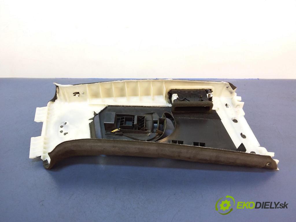 Audi Q7 2008 kryt Plast: Interiéry: 4L0867293