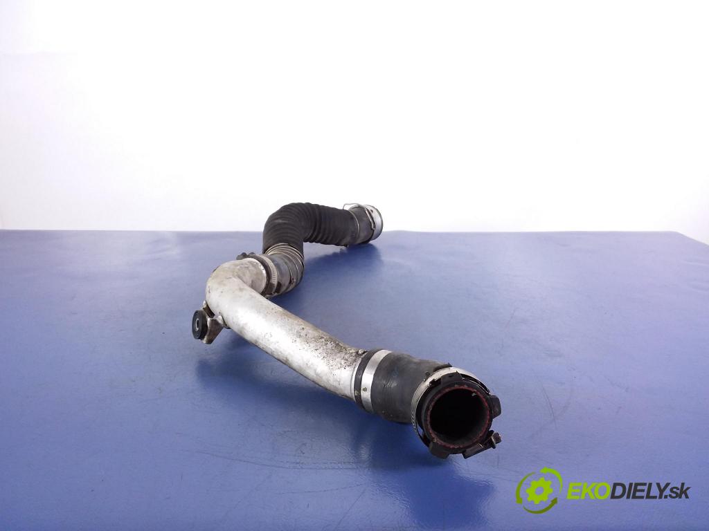 Audi Q7 2008 rúrka Vzduch: 7L8145968A