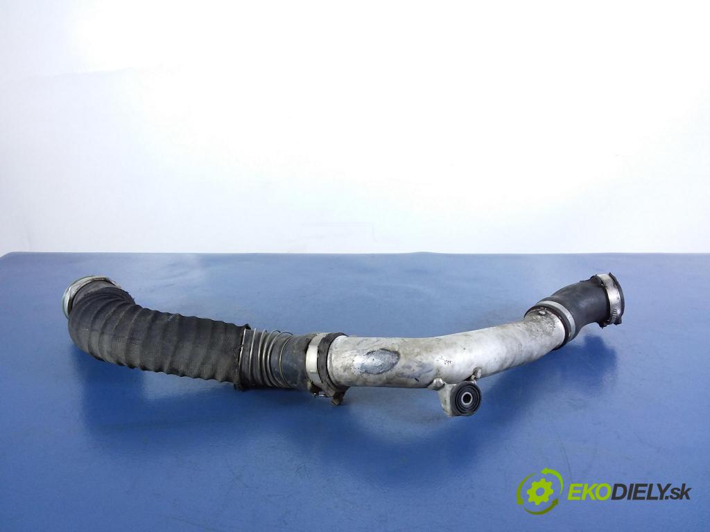 Audi Q7 2008 rúrka Vzduch: 7L8145968A