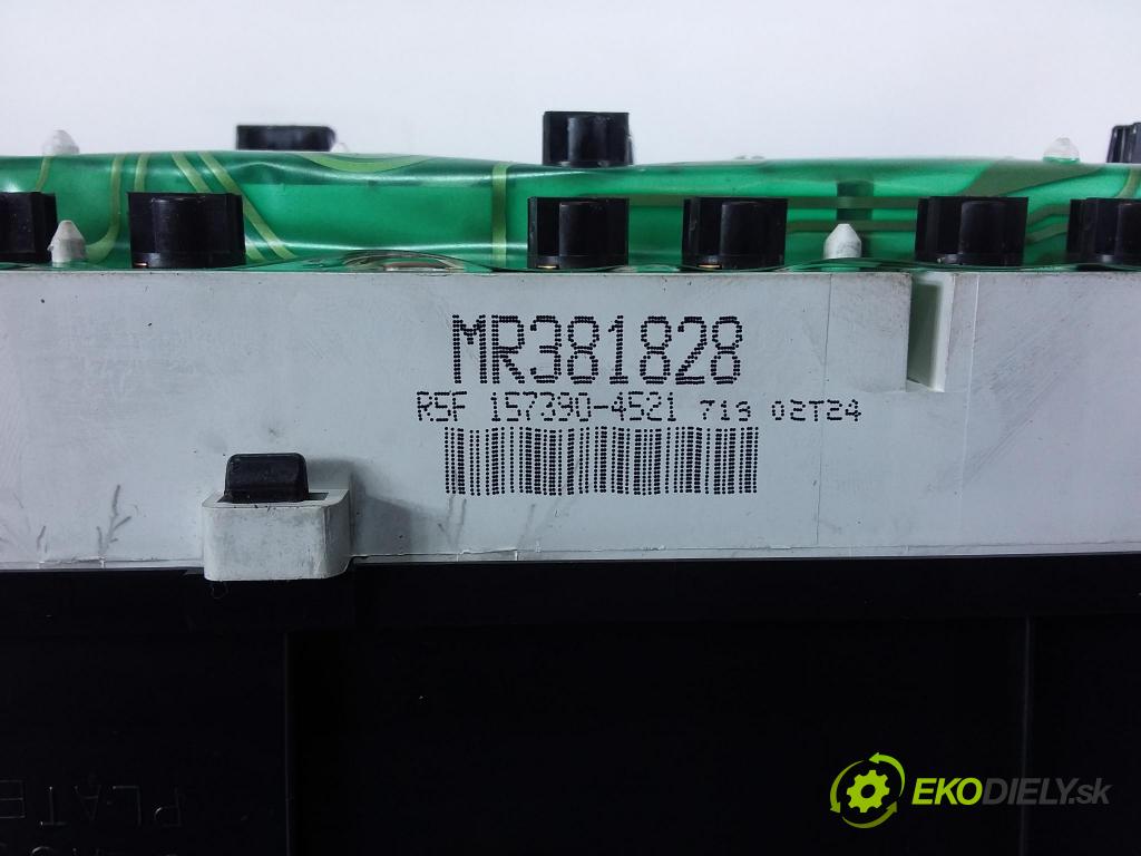 Mitsubishi Galant 1998 prístrojovka/ budíky MR381828