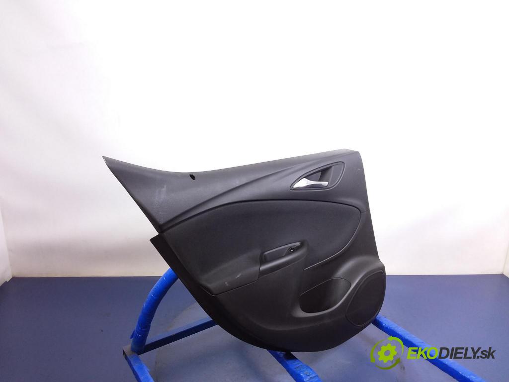 Opel Astra 2018 Čalounictví: dvere zad ľavá