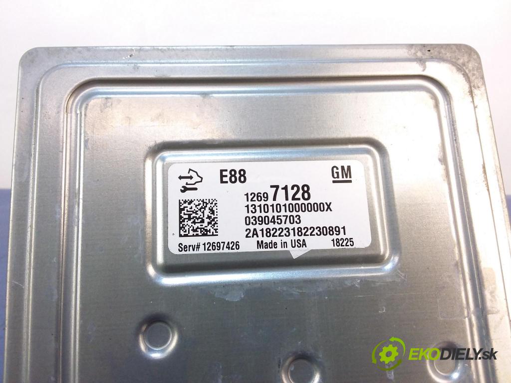 Opel Astra 2018 riadiaca jednotka Motor: 039045703