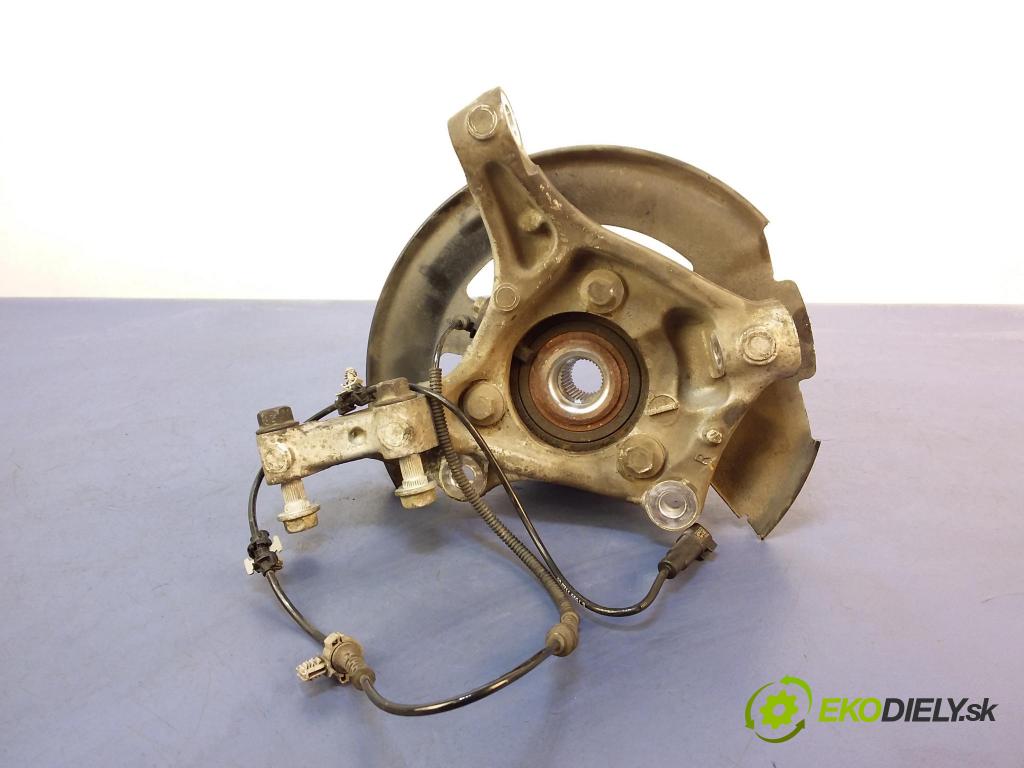 Opel Astra 2018 náboj Prava: