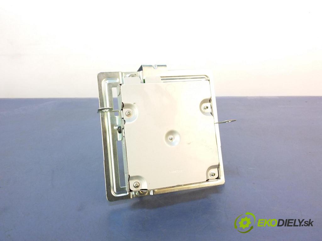 Porsche Cayenne 2014 riadiaca jednotka 7P5907441B