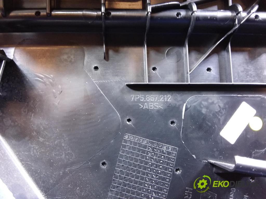 Porsche Cayenne 2014 Čalounictví: dvere zad Prava: 7P5867212