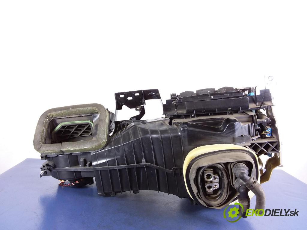 Vw Jetta 2011 radiator 5C1820003AS