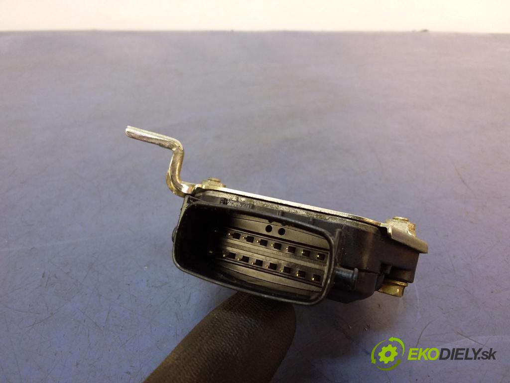 Honda Civic 2004 riadiaca jednotka 37910-PLZ-G01