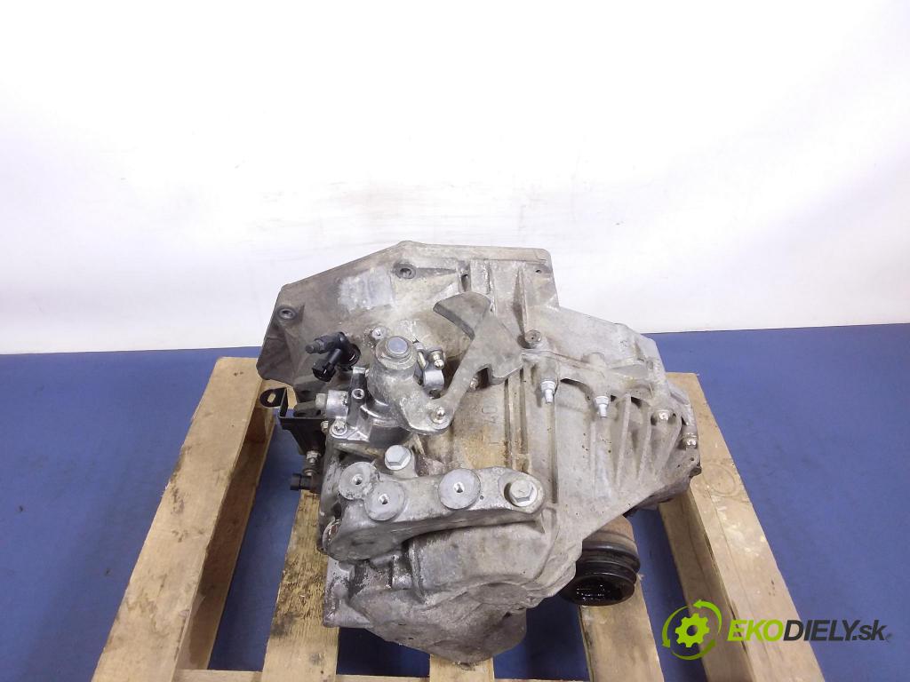 Opel Insignia 2010 prevodovka Výbava: Manualna 55561698