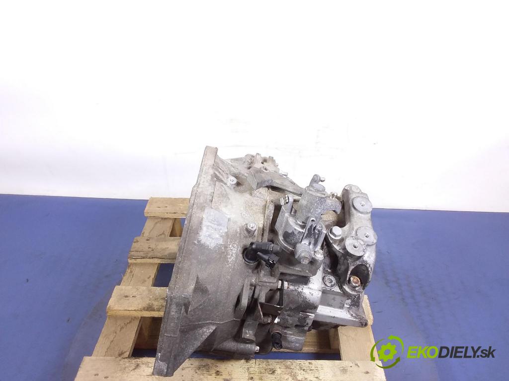 Opel Insignia 2010 prevodovka Výbava: Manualna 55561698