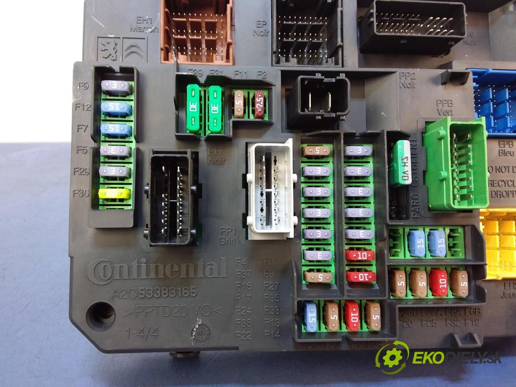 Peugeot 308 2017 skrinka Poistky: 980668788001