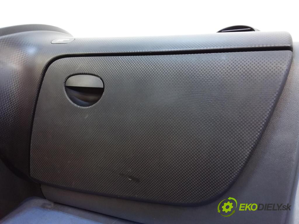 Seat Altea 2007 kokpit,pristrojová doska