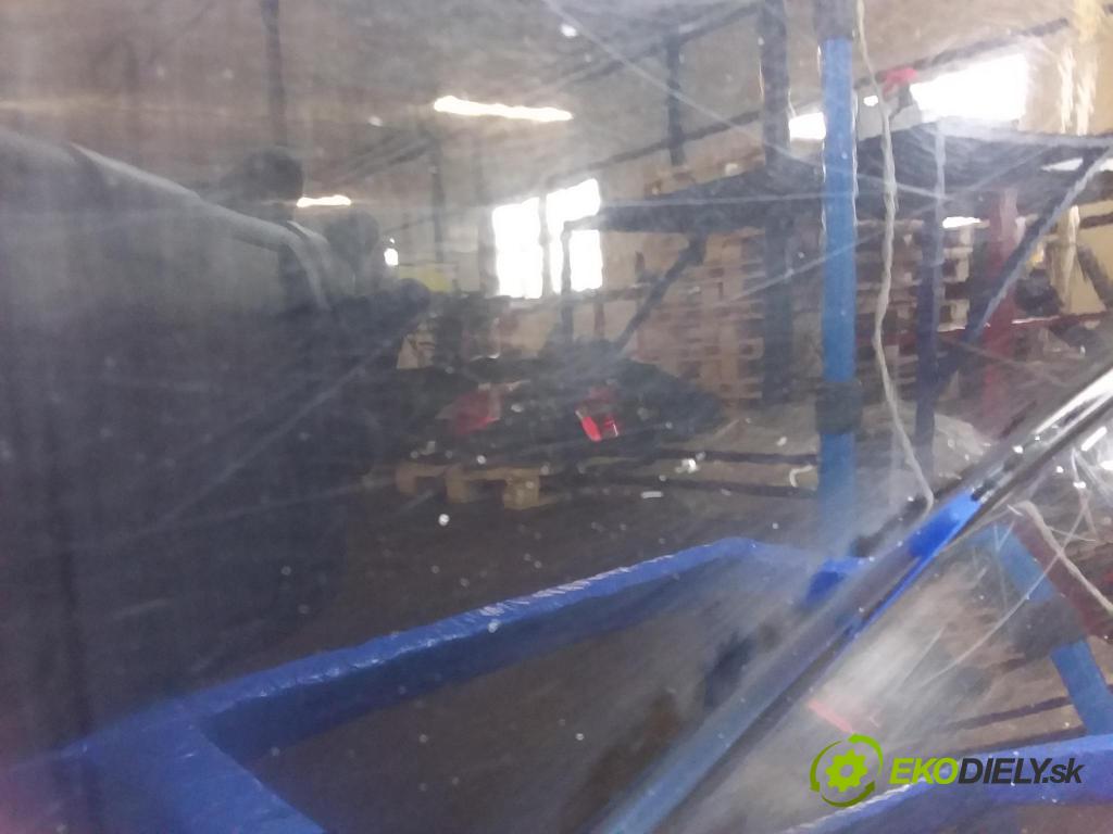 Renault Megane 2017 dvere zad pravé