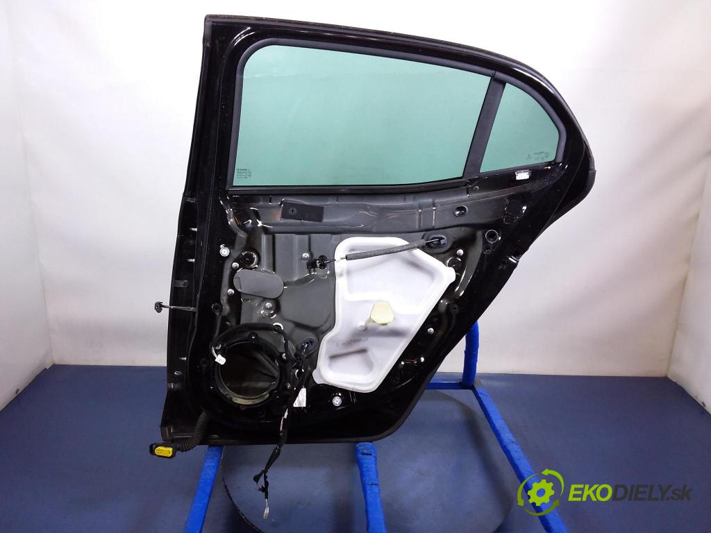 Renault Megane 2017 dvere zad pravé 