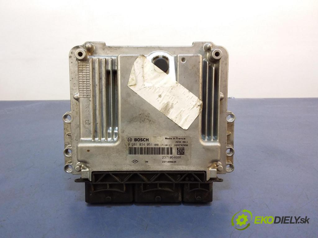 Renault Megane 2017 riadiaca jednotka Motor: 237106468R