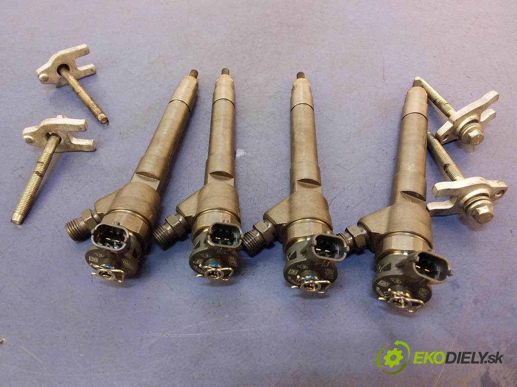 Renault Megane 2017 vstrek 0445110569