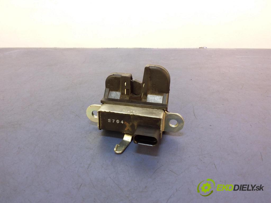 Vw Touran 2004 zámek Klapky: kufr 1T0827505D