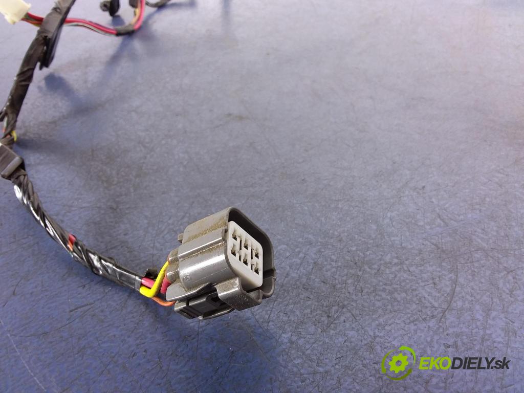 Mitsubishi Outlander 2008 inštalácia Elektrický: