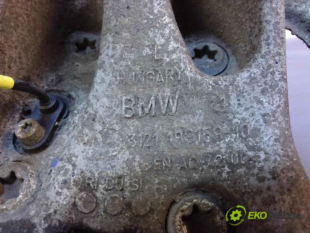 Bmw Seria 3 2013 náboj ľavá 