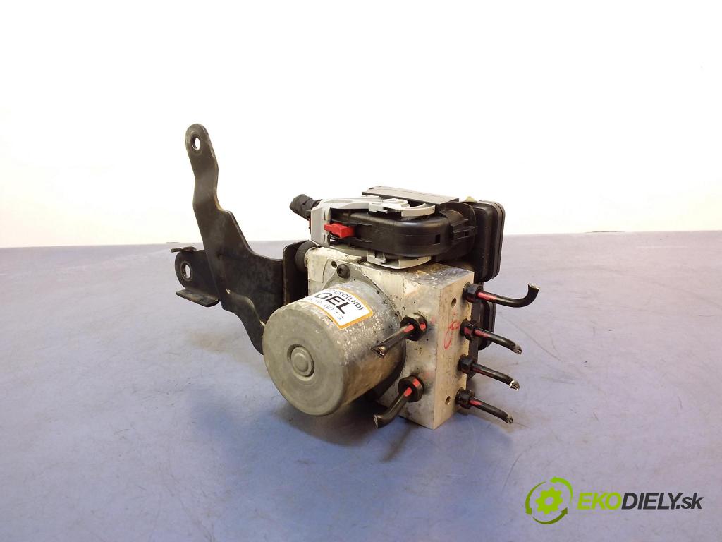 Hyundai I30 2013 čerpadlo ABS x 61589-45200