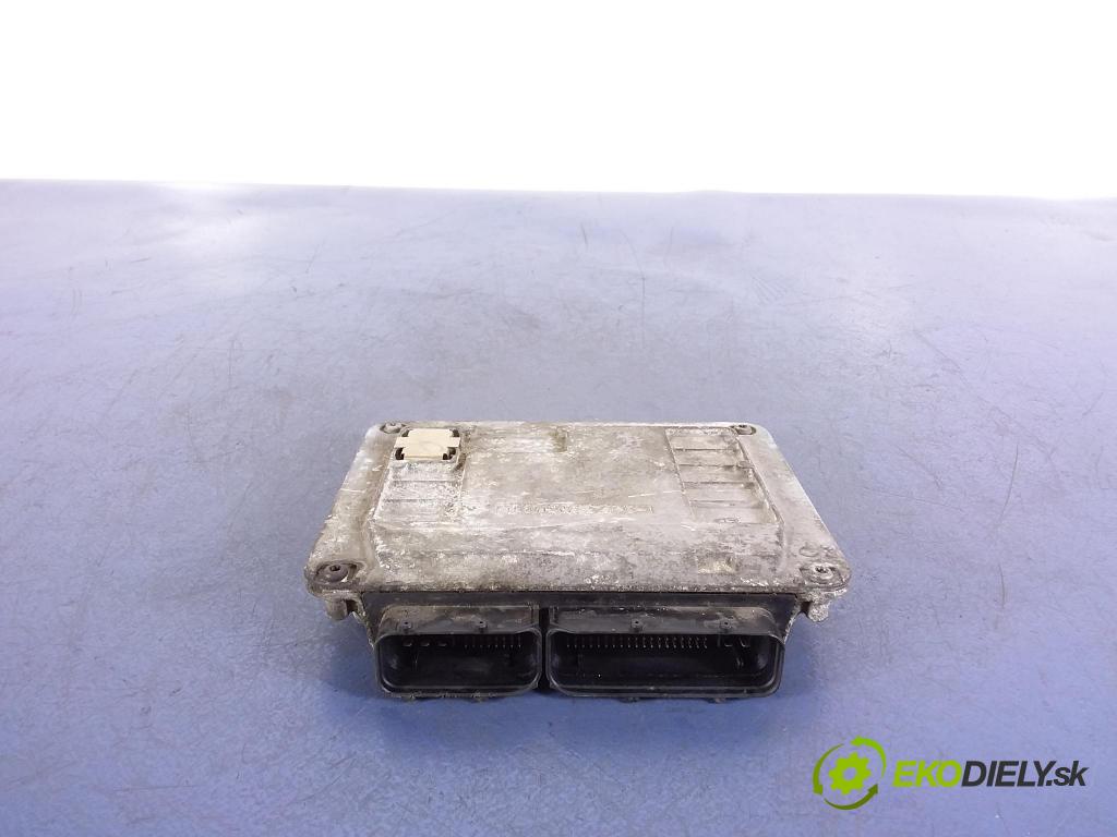 Skoda Octavia 2008 riadiaca jednotka Motor: 06A906033HA