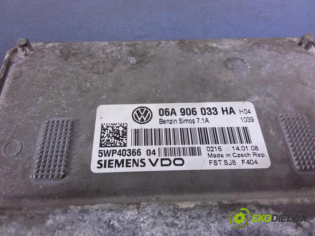 Skoda Octavia 2008 riadiaca jednotka Motor: 06A906033HA