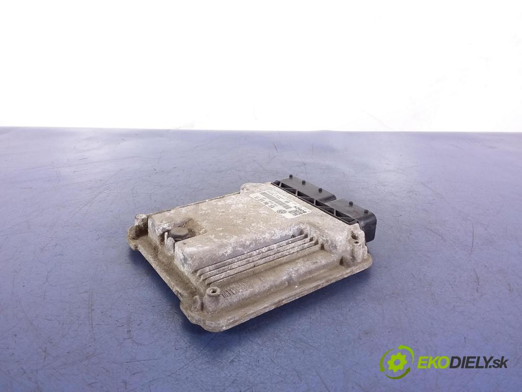 Vw Golf 2005 riadiaca jednotka Motor: 03G906016FS