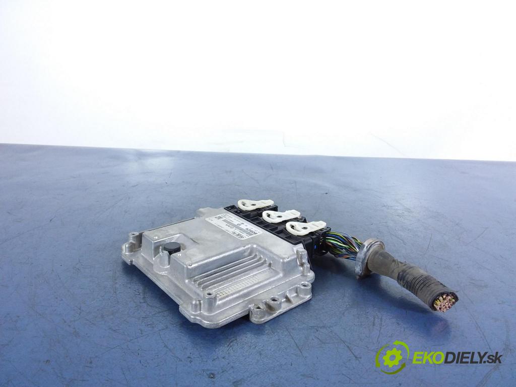 Ford Focus 2010 riadiaca jednotka Motor: 8M51-12A650-LG