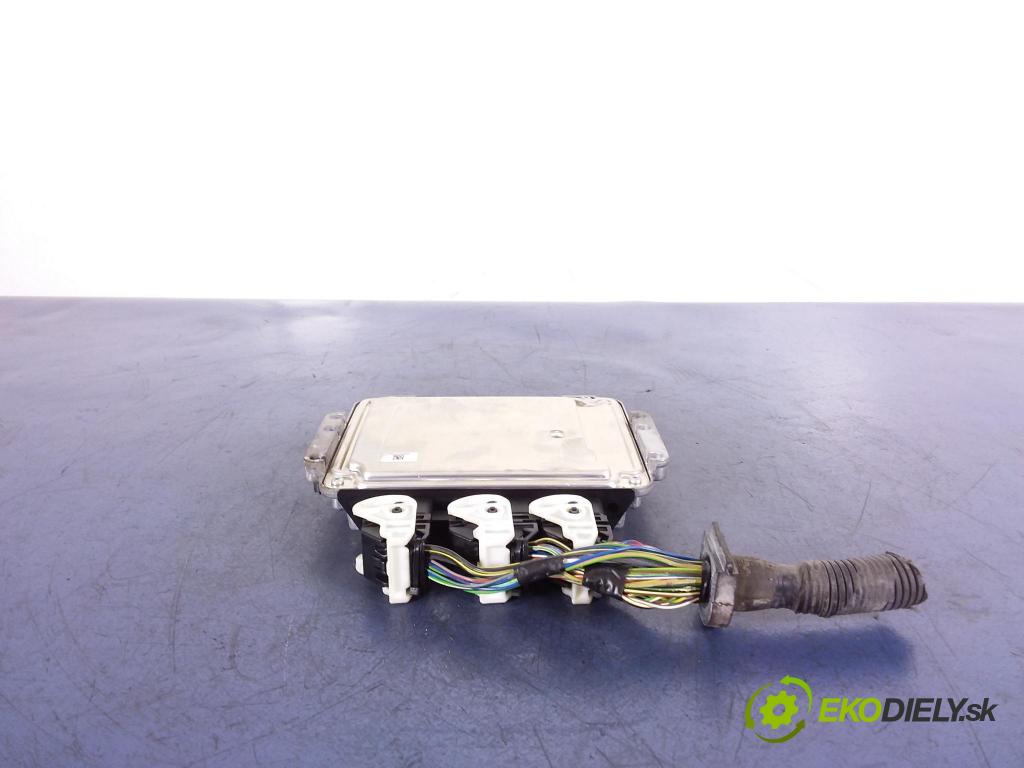 Ford Focus 2010 riadiaca jednotka Motor: 8M51-12A650-LG