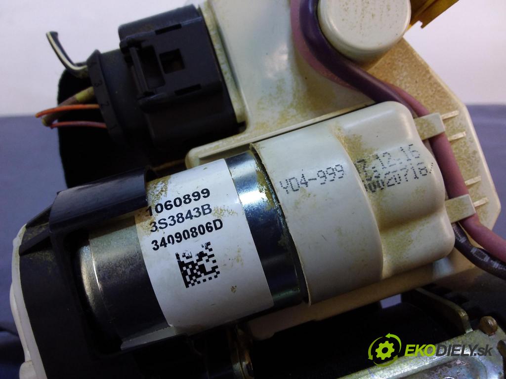 Audi A8 2017 Pásy: Bezpečnosť: x 4H0857705C