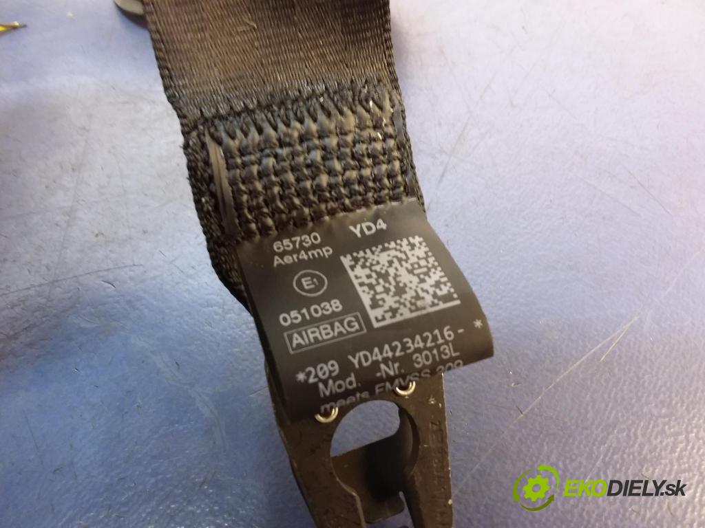 Audi A8 2017 Pásy: Bezpečnosť: x 4H0857705C