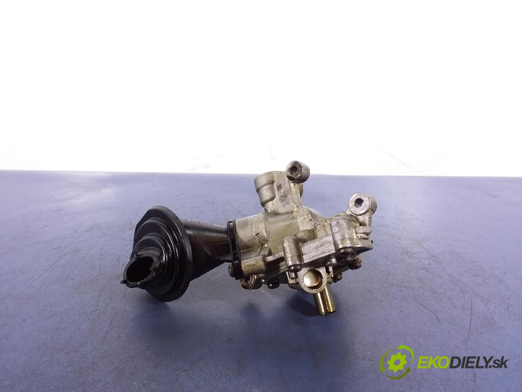 Audi A8 2017 čerpadlo oleja 06E115105