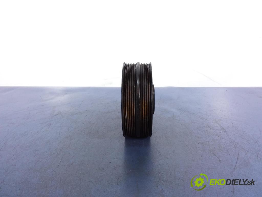 Audi A8 2017 koleso Pás: 06E105251F