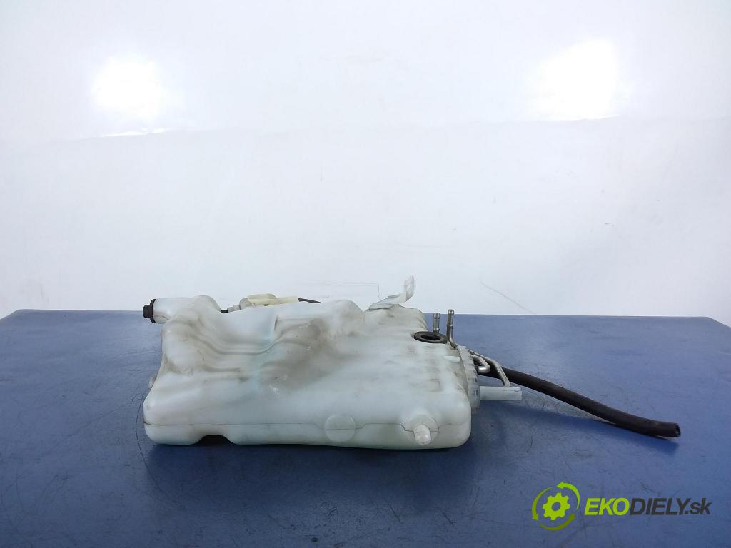 Mercedes E-klasa 2008 nádržka Podložka: 2118603760