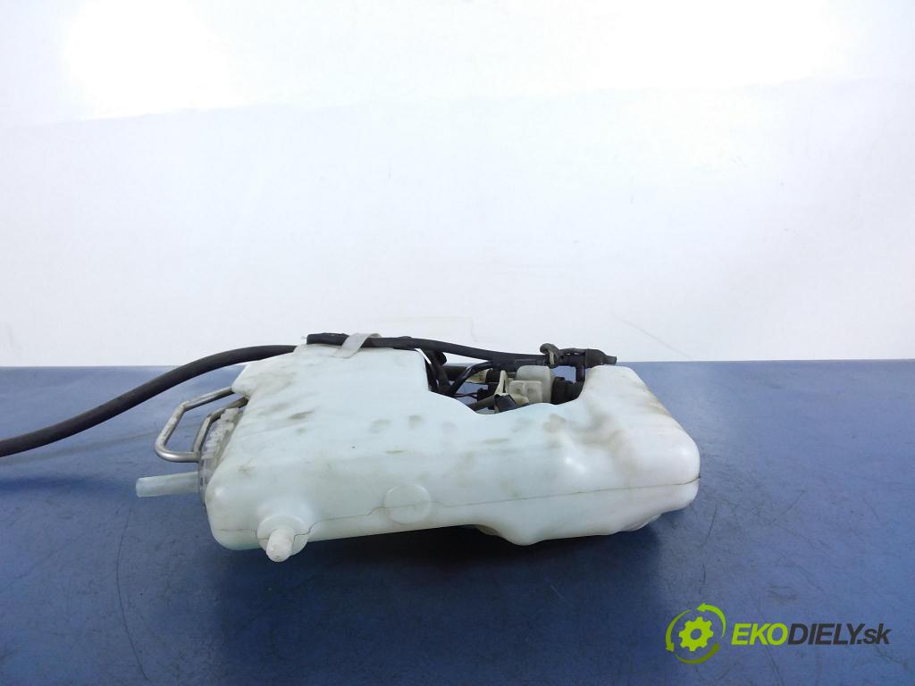 Mercedes E-klasa 2008 nádržka Podložka: 2118603760